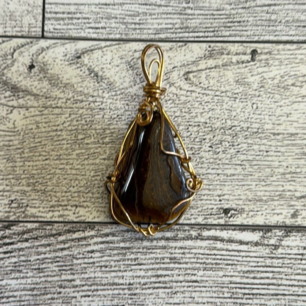 Tiger’s Eye Wire Wrapped Pendant - Picture 6 of 6